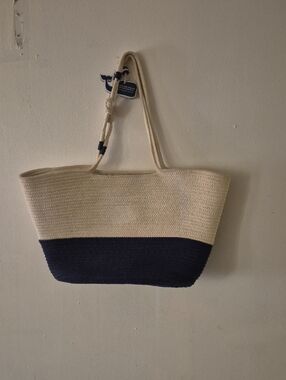 Canvas Two-Tone Tote Bag in Cream and Navy